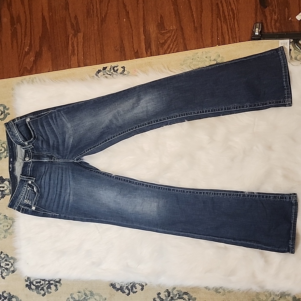 Size 28 Miss me jeans. Like brand new.